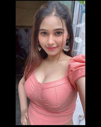 Full leaked Pallavi gupta private onlyfans photo