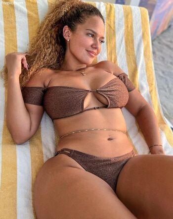 Full leaked Pamela alex private onlyfans photo