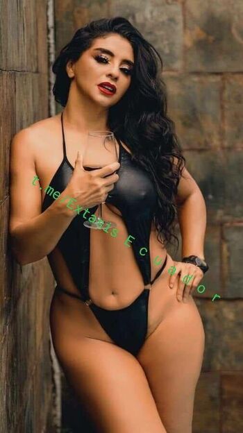 Full leaked Paola farias private onlyfans photo