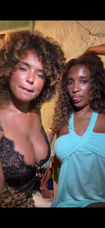 Full leaked Paolalct locatell private onlyfans photo