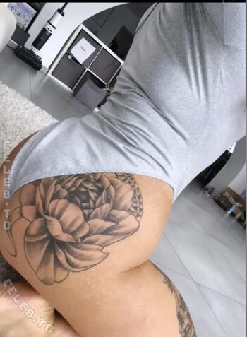 Full leaked Paradoxon private onlyfans photo