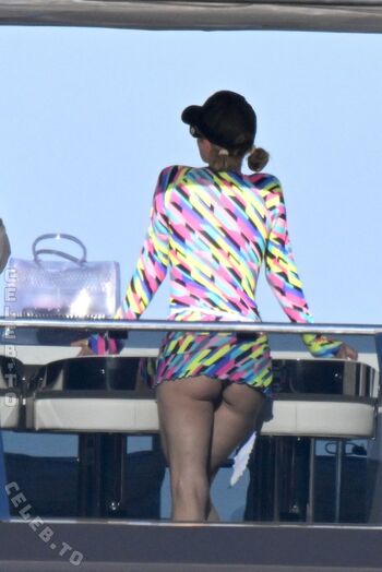 Full leaked Paris hilton page private onlyfans photo