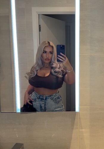 Full leaked Paris jade private onlyfans photo