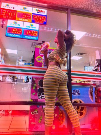 Parker McKenna Posey