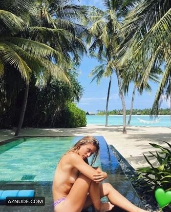 Full leaked Paula bados private onlyfans photo