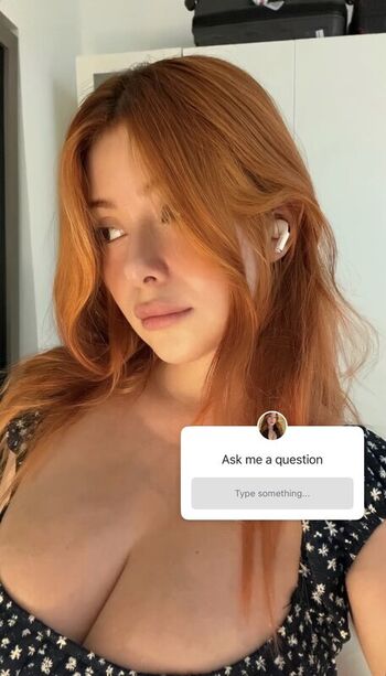 Full leaked Paulaeal private onlyfans photo