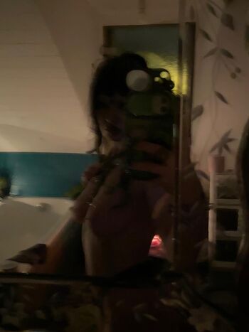 Full leaked Pauline roffi private onlyfans photo