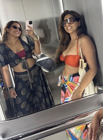 Full leaked Payal patel page private onlyfans photo