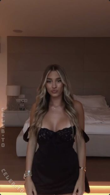 Full leaked Payton ramolla page private onlyfans photo