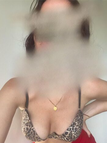Full leaked Peach private onlyfans photo