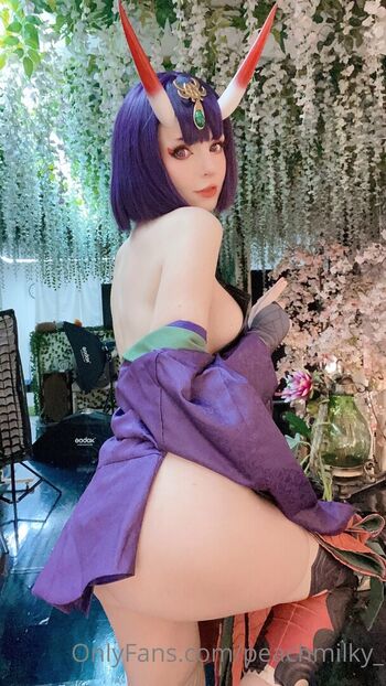 Full leaked Peach milky page private onlyfans photo