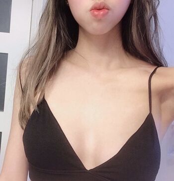Full leaked Peachesntricia private onlyfans photo