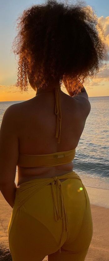 Full leaked Peachy mely private onlyfans photo