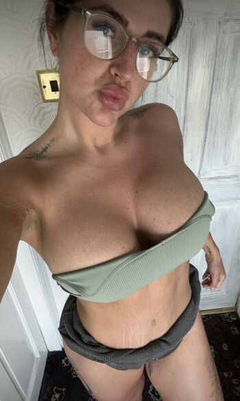 peachyemb