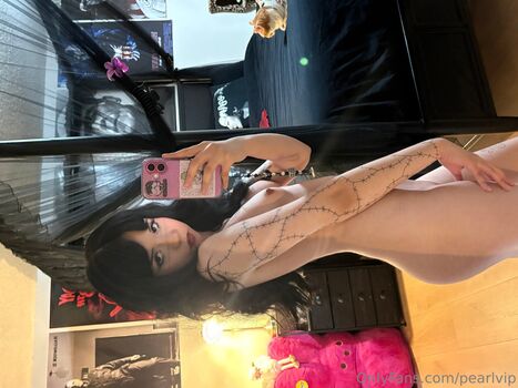 Full leaked Pearl private onlyfans photo