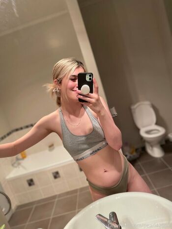 Full leaked Pearl private onlyfans photo
