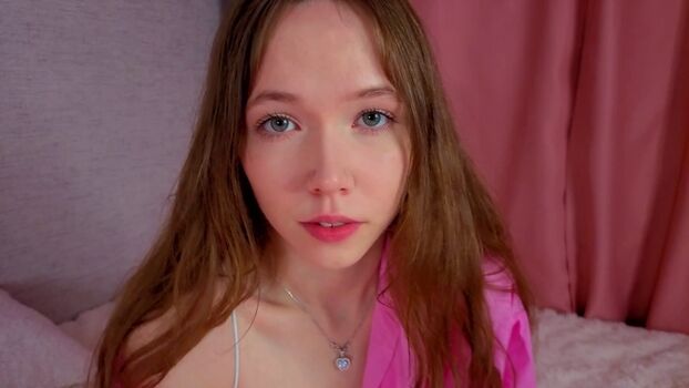 Full leaked Pearly peach private onlyfans photo