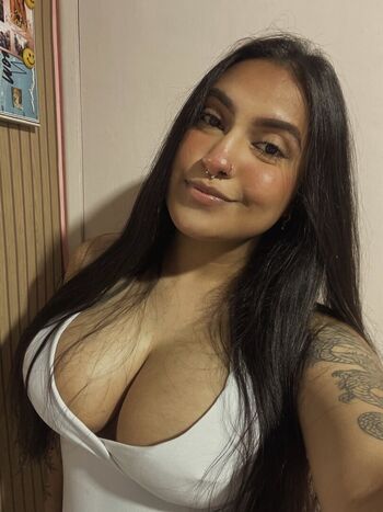 Full leaked Peitudas private onlyfans photo