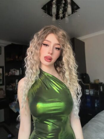 Full leaked Pelmentoschan private onlyfans photo