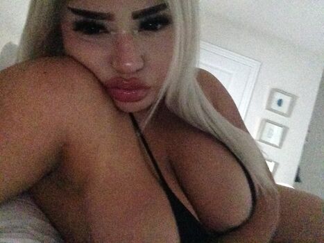 Full leaked Perlaasaharr private onlyfans photo