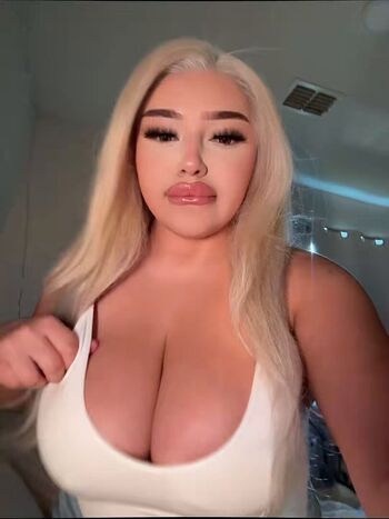 Full leaked Perlaasaharr private onlyfans photo