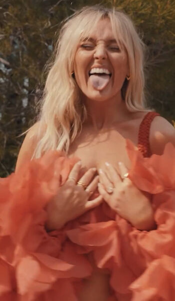 Full leaked Perrie edwards private onlyfans photo