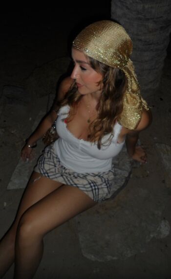 Full leaked Petite zoe private onlyfans photo