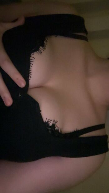 Full leaked Petiteandsweet page private onlyfans photo