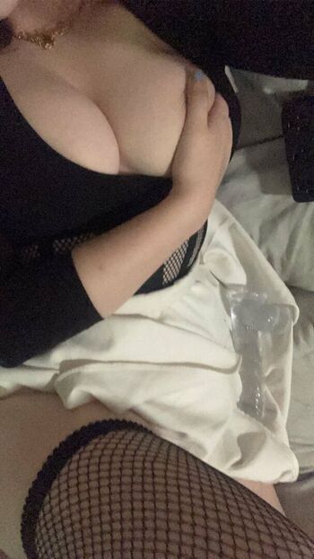 Full leaked Petiteandsweet page private onlyfans photo