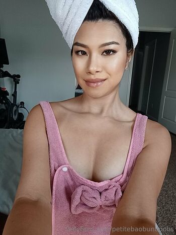 petitebaobunboobs