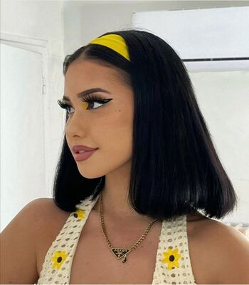 Full leaked Petitebruneone private onlyfans photo