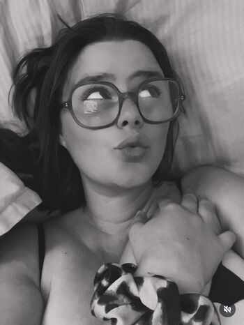 Full leaked Petitesaloppppppe private onlyfans photo