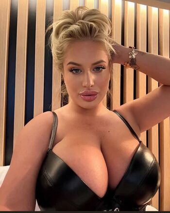 Full leaked Petratimea  page private onlyfans photo