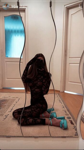 Full leaked Petratimea  page private onlyfans photo