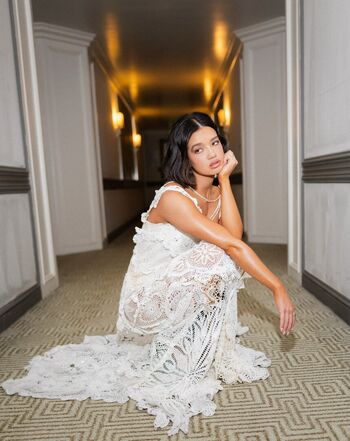 Peyton Elizabeth Lee