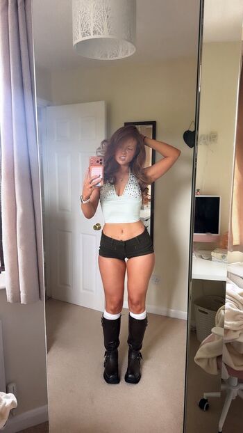 Full leaked Pheobeisginger page private onlyfans photo