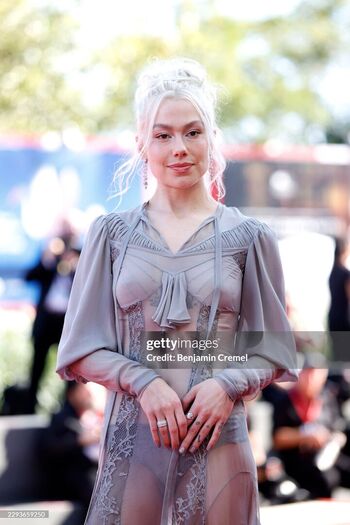 Full leaked Phoebe bridgers page private onlyfans photo