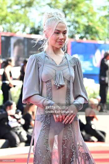 Full leaked Phoebe bridgers private onlyfans photo