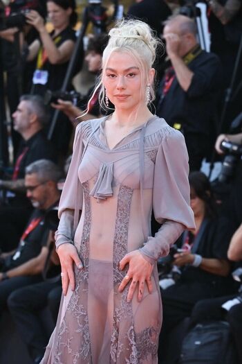 Full leaked Phoebe bridgers private onlyfans photo