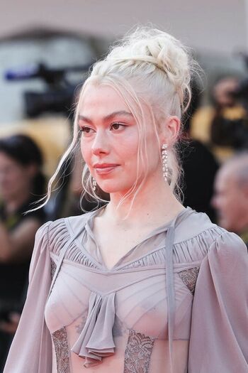 Full leaked Phoebe bridgers private onlyfans photo