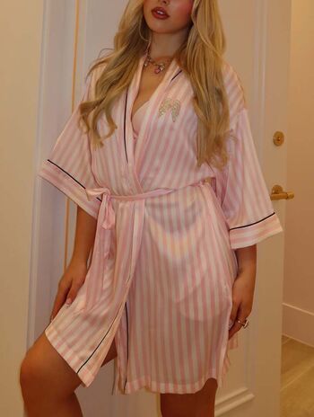 Full leaked Phoebebzhang private onlyfans photo