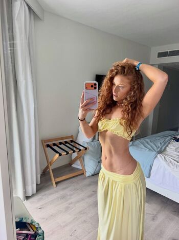 Full leaked Phoebeisginger page private onlyfans photo