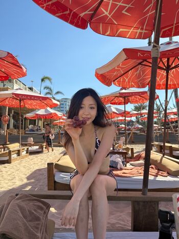 Full leaked Phoeberuchen page private onlyfans photo