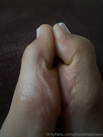 phonefootvixen
