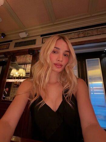Full leaked Pia mia perez private onlyfans photo