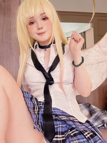 Full leaked Pickpeaches private onlyfans photo