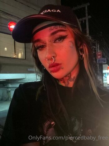 piercedbaby_free