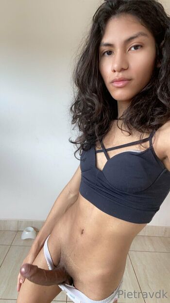 Full leaked Pietravdk private onlyfans photo
