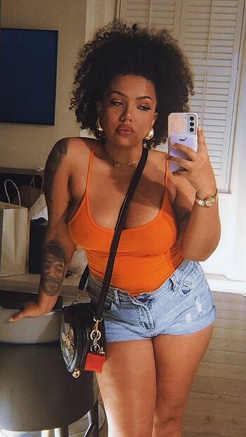 Full leaked Pikachulita private onlyfans photo