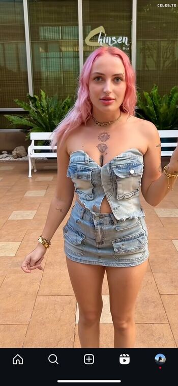 Pikkiundmichelle/Travelslvts